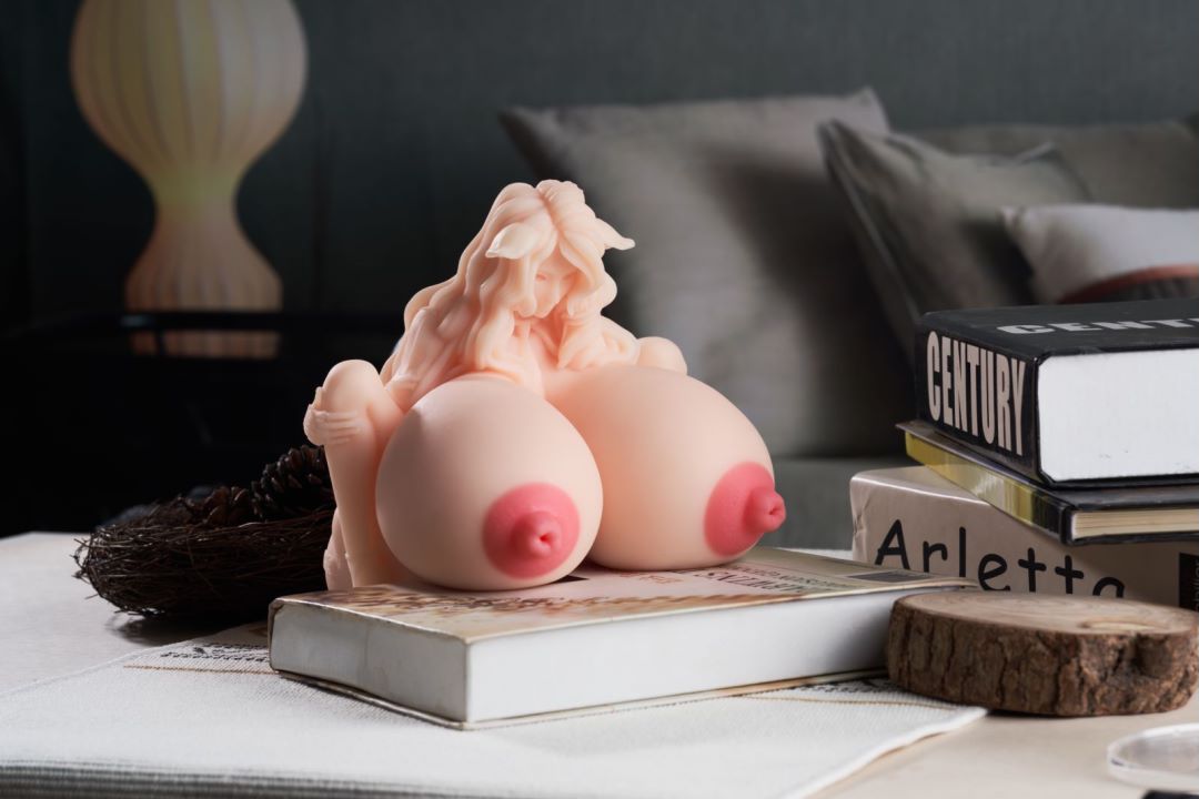 Riesige Brüste Hentai Sex-Puppe Onahole mit Vagina und Anus